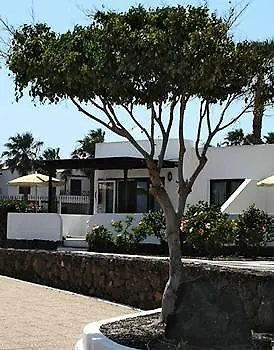 Playa Limones 아파트 *