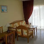Playa Limones Apartment