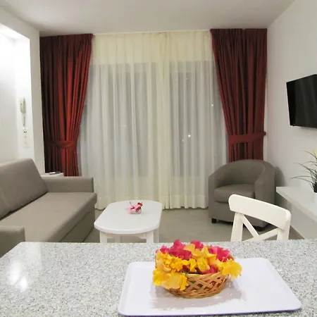 柠檬海滩洋房酒店 *